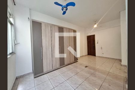 Sala/Quarto/Cozinha de apartamento para alugar com 1 quarto, 20m² em Botafogo, Rio de Janeiro