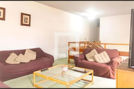 Casa à venda com 3 quartos, 288m² em Interlagos, São Paulo