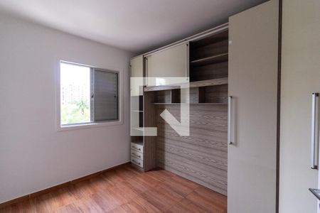 Quarto 1 de apartamento para alugar com 2 quartos, 49m² em Jardim Alzira, São Paulo