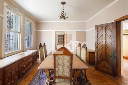 Casa à venda com 3 quartos, 350m² em Alto da Lapa, São Paulo