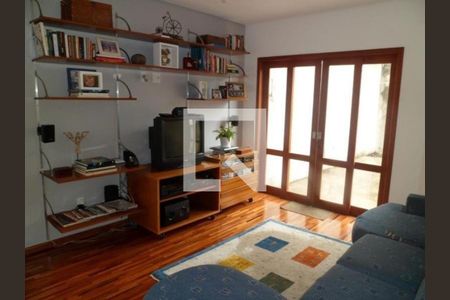 Casa à venda com 3 quartos, 385m² em Jardim Colombo, São Paulo