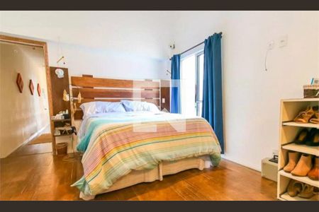 Casa à venda com 3 quartos, 220m² em Jardim Aeroporto, São Paulo