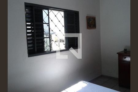 Casa à venda com 3 quartos, 180m² em Jardim Tenani, São Paulo