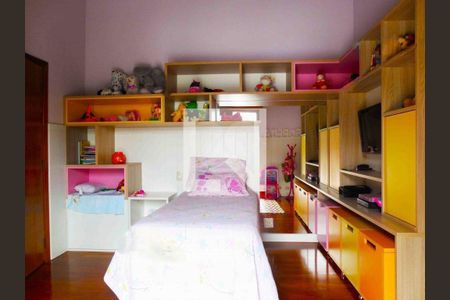 Casa à venda com 4 quartos, 520m² em Chácara Monte Alegre, São Paulo