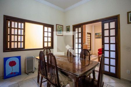 Casa à venda com 4 quartos, 400m² em Cidade São Francisco, São Paulo