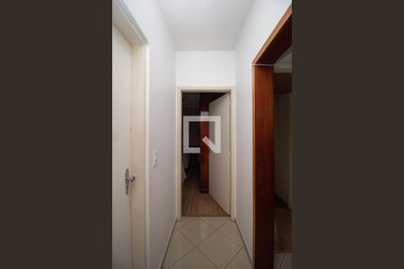 Casa à venda com 4 quartos, 196m² em Jardim Santo Elias, São Paulo