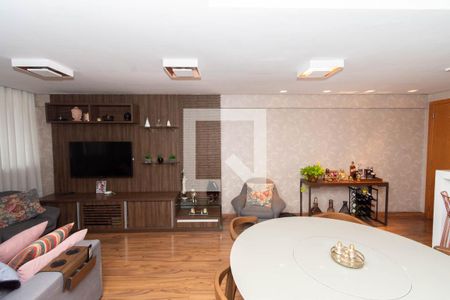 Sala de TV e Jantar de apartamento para alugar com 4 quartos, 180m² em Milionários, Belo Horizonte