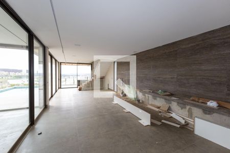 Sala de casa de condomínio para alugar com 5 quartos, 480m² em Alphaville, Nova Lima