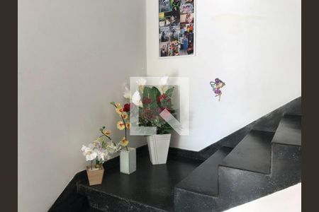 Casa à venda com 5 quartos, 210m² em Vila Santa Catarina, São Paulo