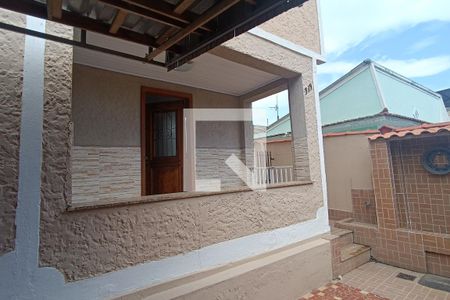 Varanda de casa para alugar com 3 quartos, 105m² em Parque Pauliceia, Duque de Caxias