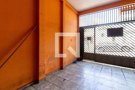 Garagem de casa à venda com 2 quartos, 98m² em Jardim São Paulo, Guarulhos