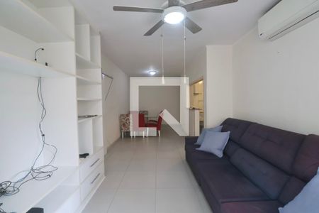 Sala de apartamento para alugar com 3 quartos, 96m² em Jardim Guaiuba, Guarujá