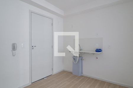 Sala/Cozinha de apartamento para alugar com 2 quartos, 31m² em Vila Plana, São Paulo