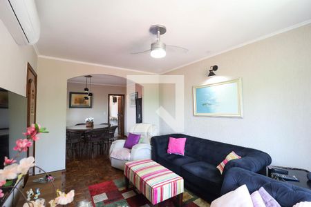 Casa à venda com 5 quartos, 176m² em Vila Mazzei, São Paulo