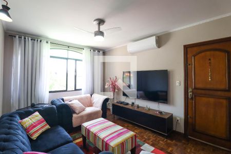 Casa à venda com 5 quartos, 176m² em Vila Mazzei, São Paulo