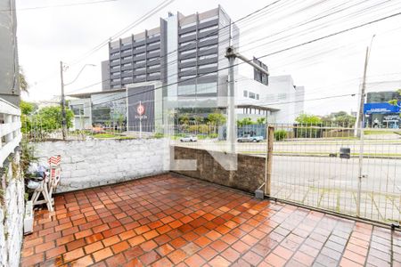 Garagem de casa à venda com 3 quartos, 145m² em Glória, Porto Alegre