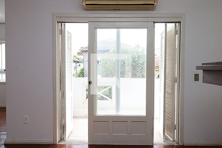 Sala de apartamento para alugar com 3 quartos, 298m² em São João, Porto Alegre