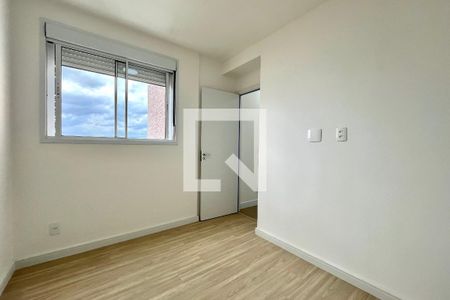 Quarto 1 de apartamento para alugar com 2 quartos, 35m² em Vila Mira, São Paulo