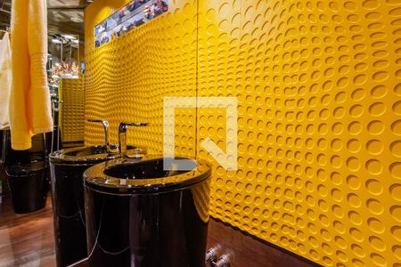 Lavabo de apartamento à venda com 3 quartos, 393m² em Itaim Bibi, São Paulo