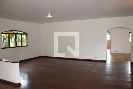 Casa para alugar com 4 quartos, 1001m² em Vila Santo Antônio, Cotia