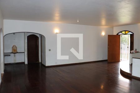 Casa para alugar com 4 quartos, 1001m² em Vila Santo Antônio, Cotia