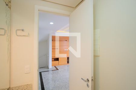 Lavabo de casa de condomínio para alugar com 3 quartos, 102m² em Vila Aricanduva, São Paulo