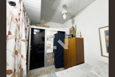 Quarto 1 de apartamento à venda com 2 quartos, 32m² em Olaria, Rio de Janeiro
