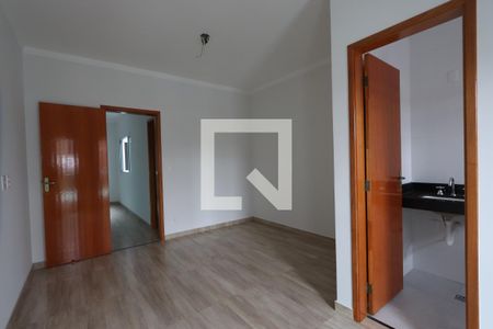Suíte de casa à venda com 3 quartos, 107m² em Vila Lucia, São Paulo