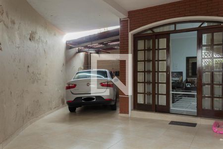 Garagem de casa à venda com 3 quartos, 210m² em Vila Tupi, São Bernardo do Campo