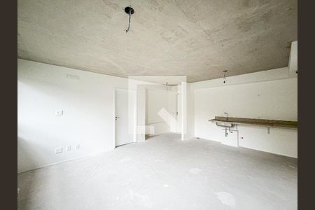 Sala/Cozinha de apartamento à venda com 2 quartos, 66m² em Vila Ipojuca, São Paulo
