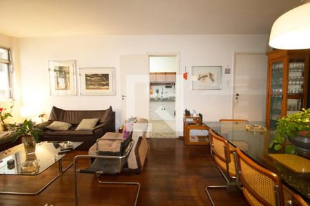 Sala de apartamento para alugar com 4 quartos, 108m² em Jardim Paulista, São Paulo