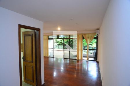Sala de apartamento à venda com 4 quartos, 210m² em Barra da Tijuca, Rio de Janeiro