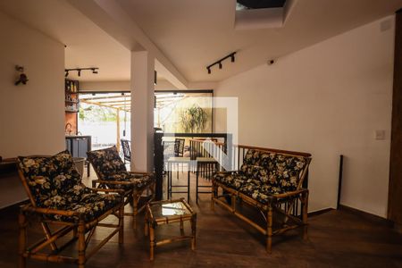 Espaço Gourmet de casa à venda com 5 quartos, 350m² em Jardim Londrina, São Paulo