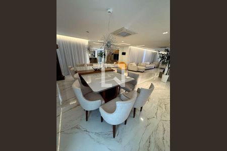 Casa à venda com 4 quartos, 500m² em Loteamento Portal do Paraiso, Jundiaí