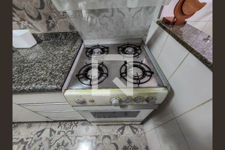 Cozinha de apartamento para alugar com 1 quarto, 76m² em Embaré, Santos