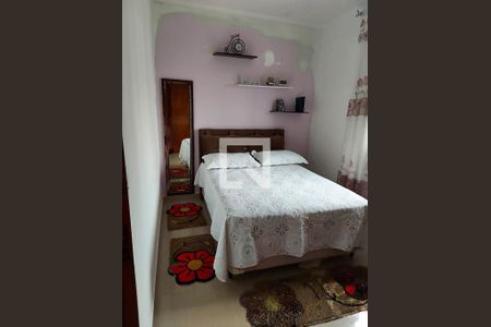 Casa à venda com 3 quartos, 168m² em Vila Lutécia, Santo André