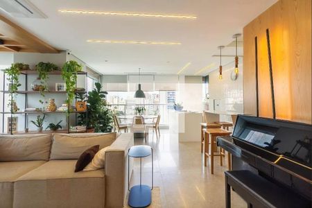 Apartamento à venda com 3 quartos, 155m² em Vila Olímpia, São Paulo