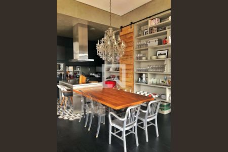 Apartamento à venda com 2 quartos, 158m² em Itaim Bibi, São Paulo