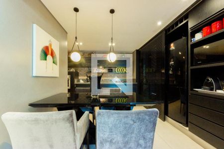 Apartamento à venda com 2 quartos, 163m² em Moema, São Paulo