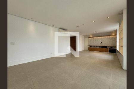 Apartamento à venda com 4 quartos, 210m² em Vila Olímpia, São Paulo