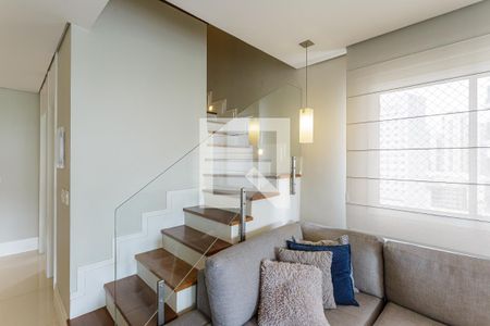 Escada de apartamento à venda com 3 quartos, 154m² em Vila Olímpia, São Paulo