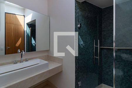 Casa à venda com 3 quartos, 396m² em Alto de Pinheiros, São Paulo