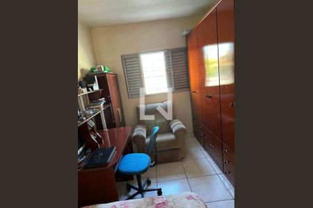 Casa à venda com 3 quartos, 191m² em Jardim Oriental, São Paulo