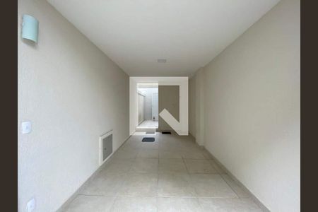 Casa à venda com 3 quartos, 156m² em Taquara, Rio de Janeiro