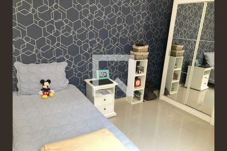 Casa à venda com 4 quartos, 180m² em Vargem Pequena, Rio de Janeiro