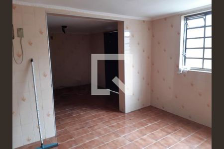 Casa à venda com 6 quartos, 210m² em Parque das Nações, Santo André