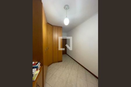 Casa à venda com 3 quartos, 130m² em Santa Maria, Santo André