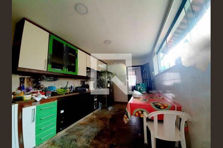 Casa à venda com 3 quartos, 271m² em Taquara, Rio de Janeiro