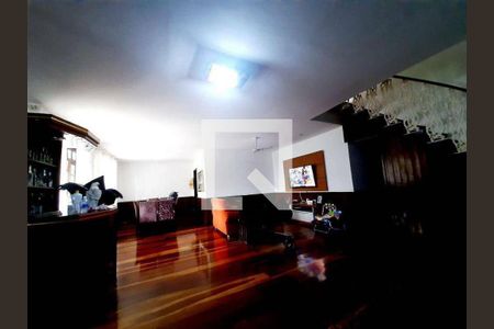 Casa à venda com 3 quartos, 271m² em Taquara, Rio de Janeiro
