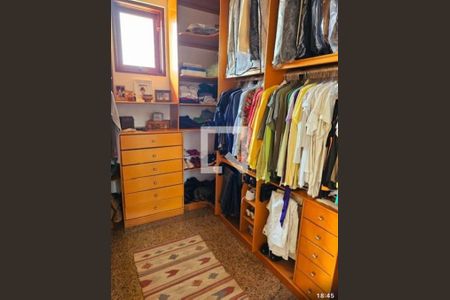 Casa à venda com 5 quartos, 560m² em Chácara Monte Alegre, São Paulo